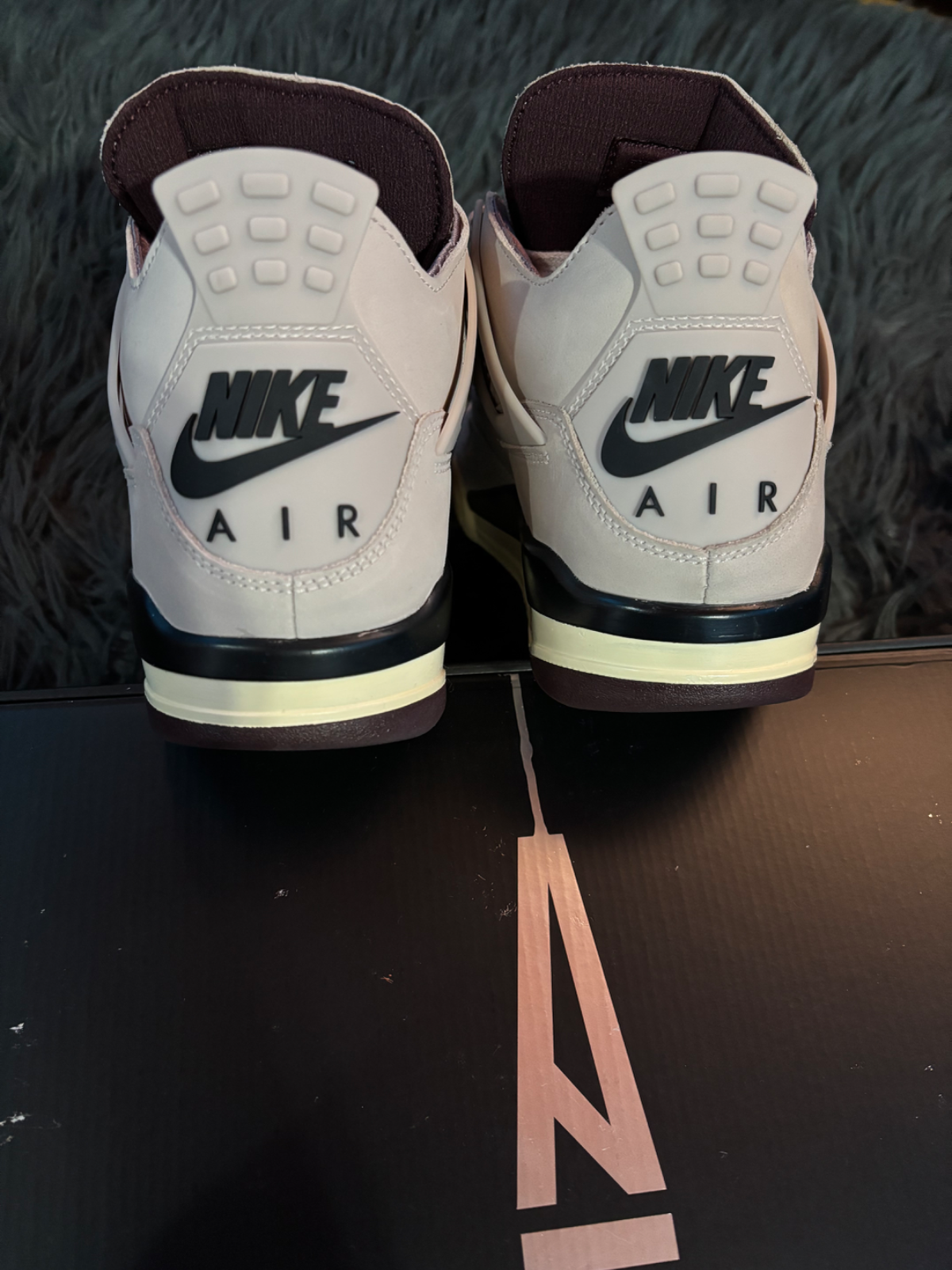 Jordan 4 A Ma Maniere While You Where Sleeping vista 2
