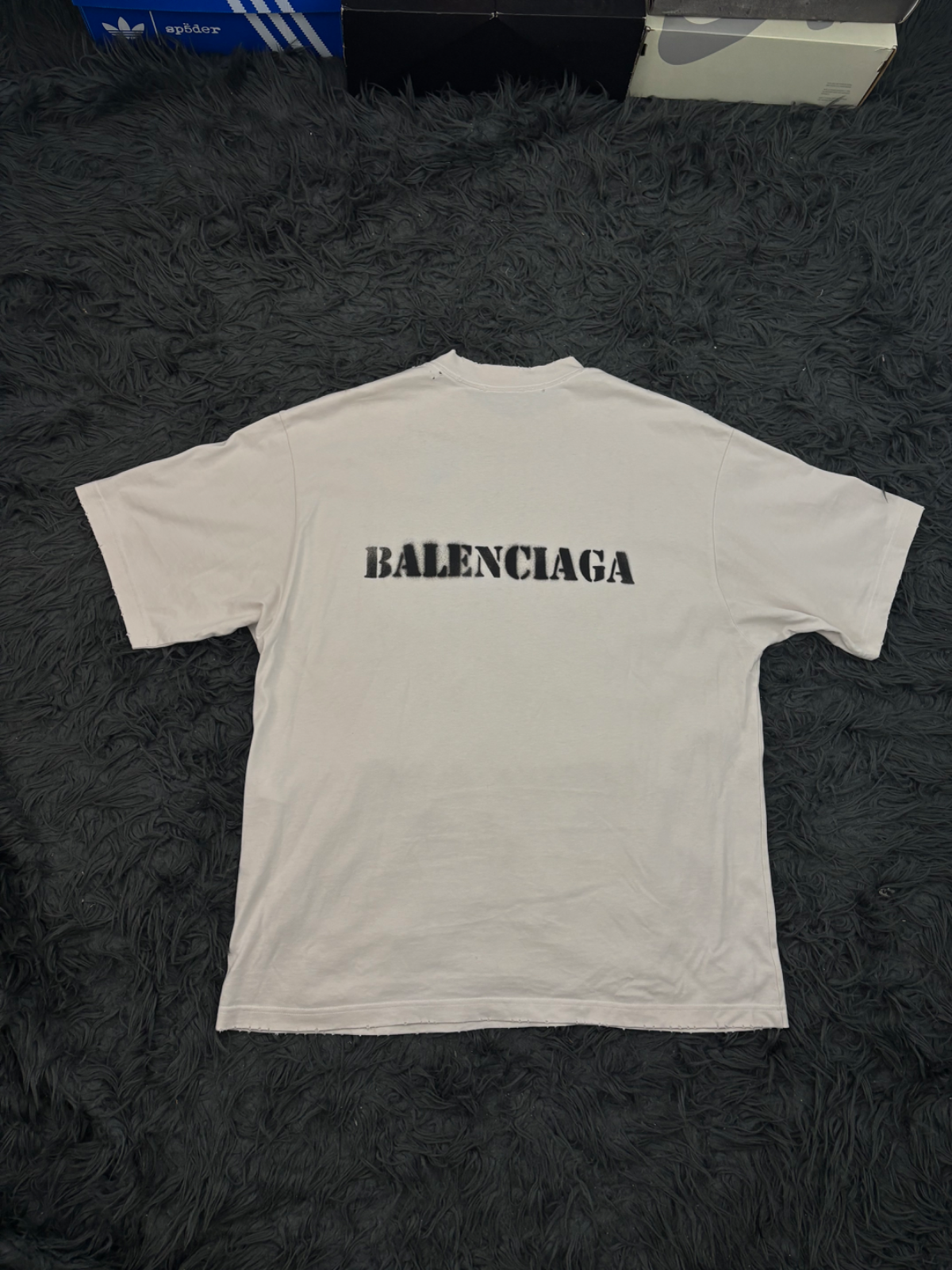 Balenciaga Sprayed Tee vista 2