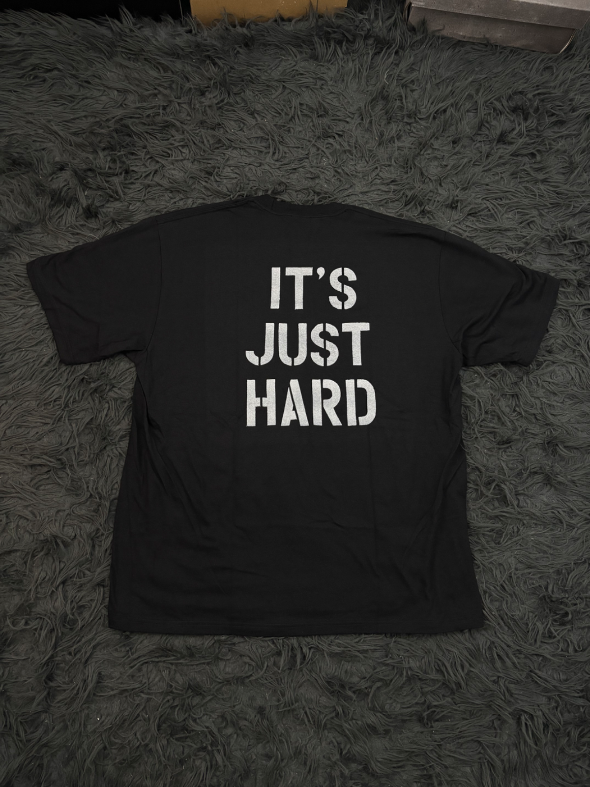 Supreme Hard Tee Black vista 2