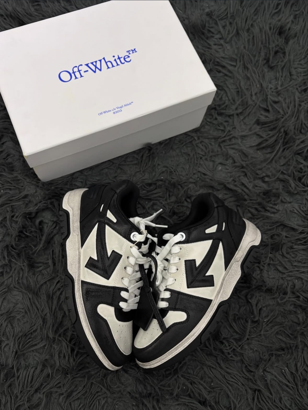 Off White Out Of Office