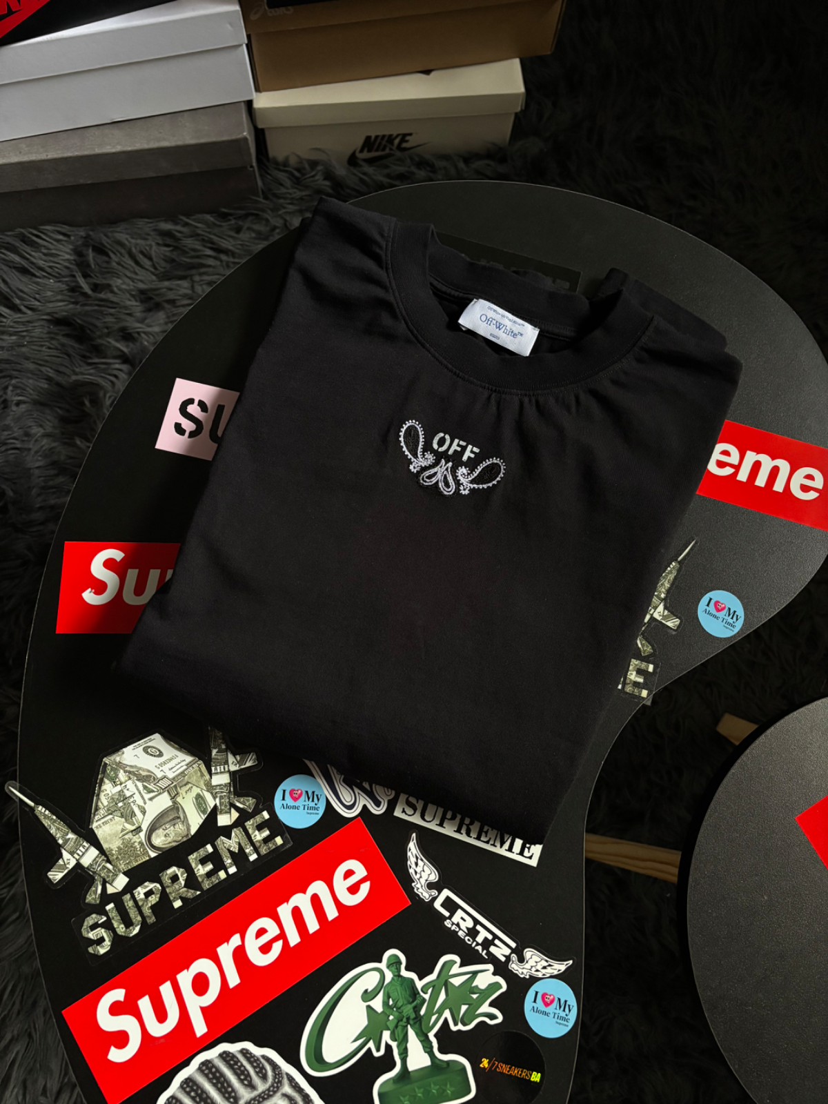 OFF WHITE BANDANA ARROWS