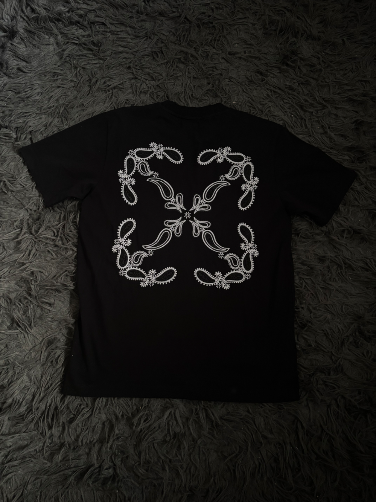 OFF WHITE BANDANA ARROWS vista 2