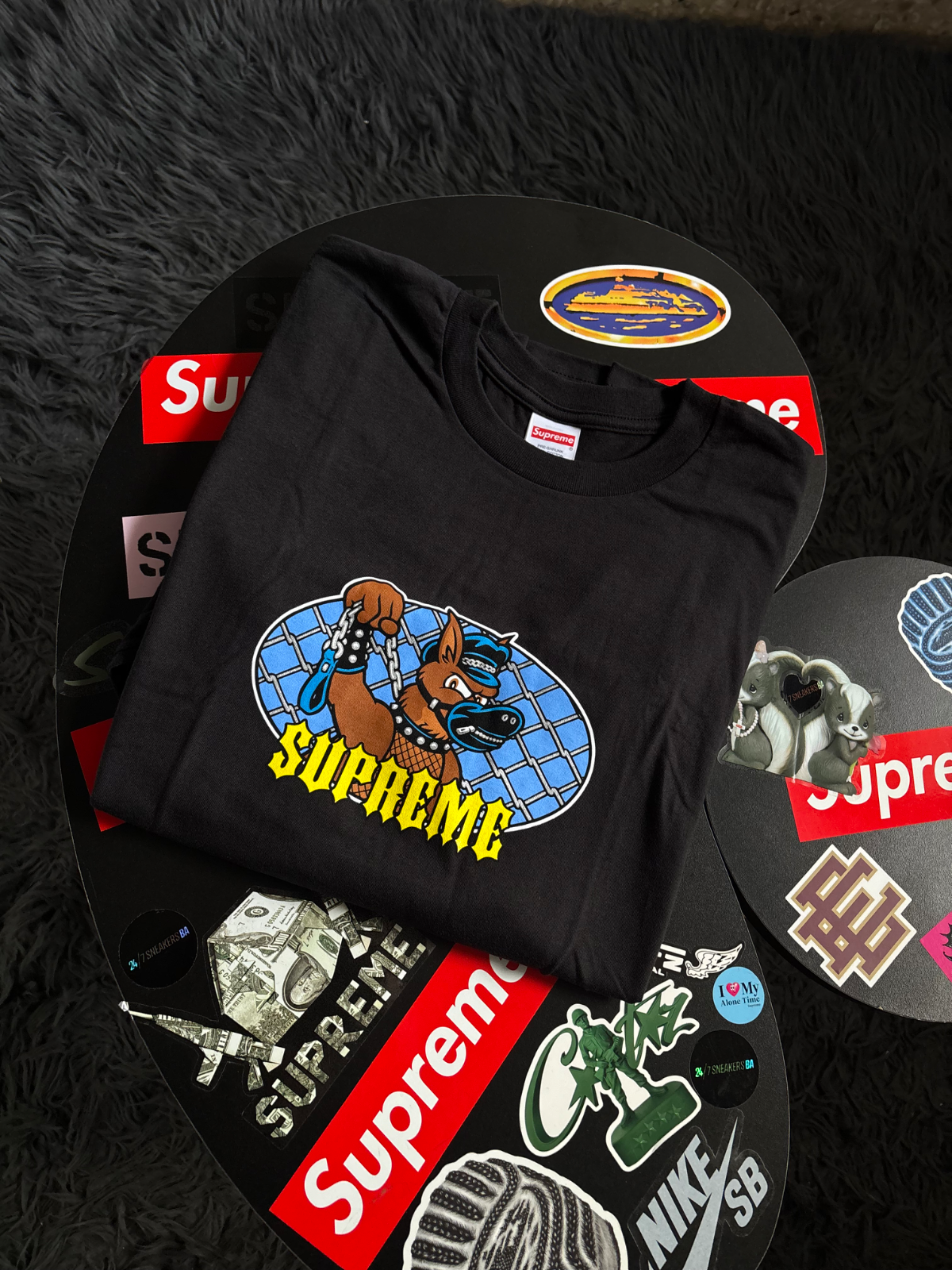SUPREME LEASH TEE BLACK